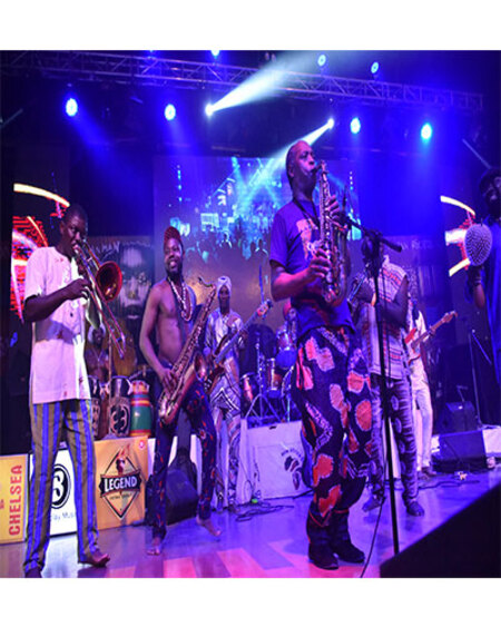 Elga Branco, saxophoniste : Festival Felabration avec Togo All Stars, invité surprise Femi Kuti, Shrine, Lagos